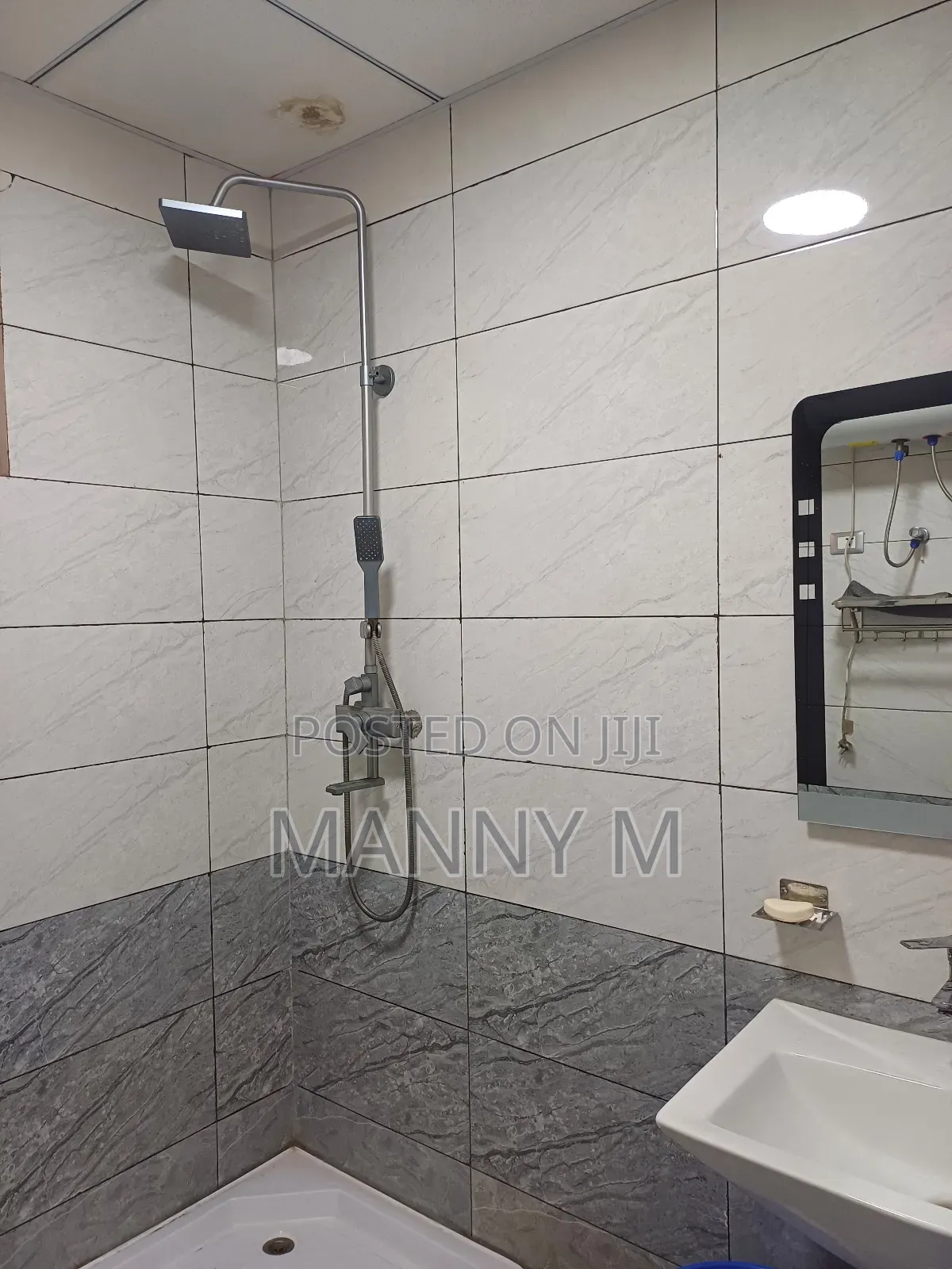 Furnished 4bdrm Apartment in Diaspora Apartment, Yeka for rent