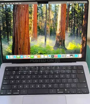 New Laptop Apple MacBook Pro M1 32GB Apple M1 Pro SSD 1T