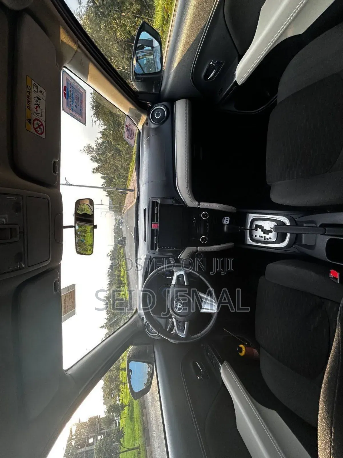 Toyota Rush 2021 Silver