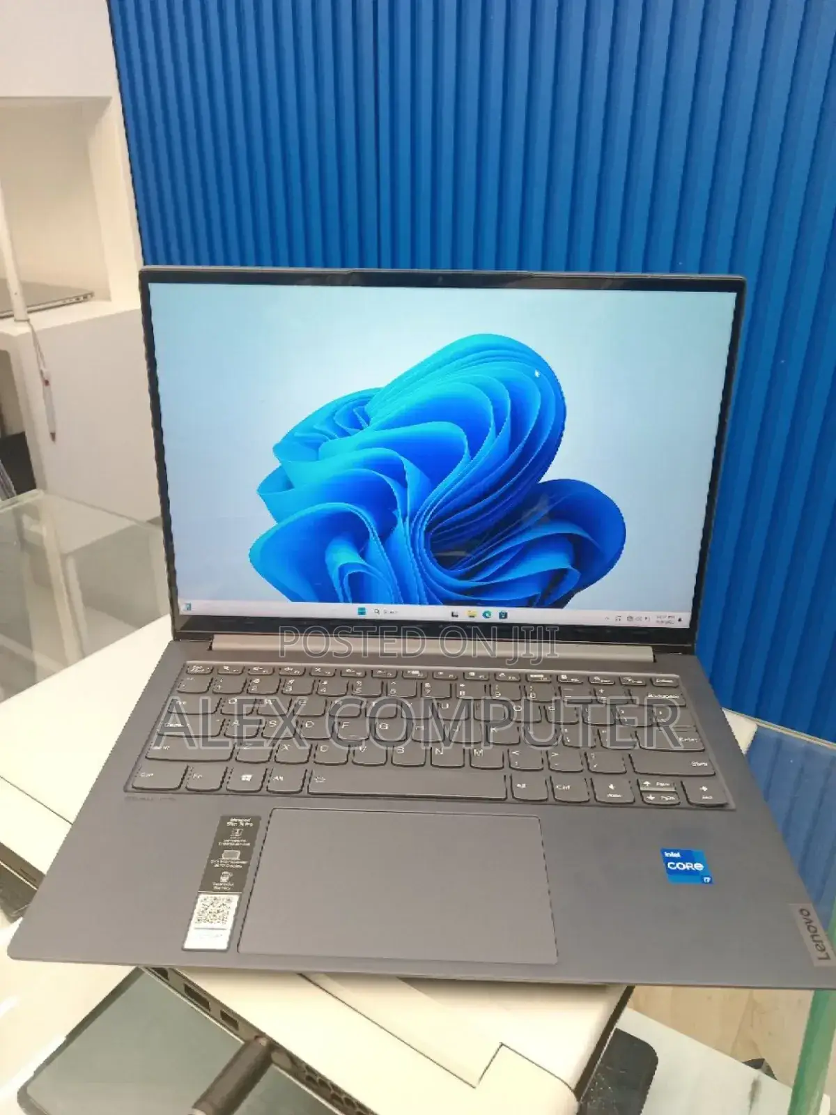 New Laptop Lenovo 16GB Intel Core I7 SSD 512GB