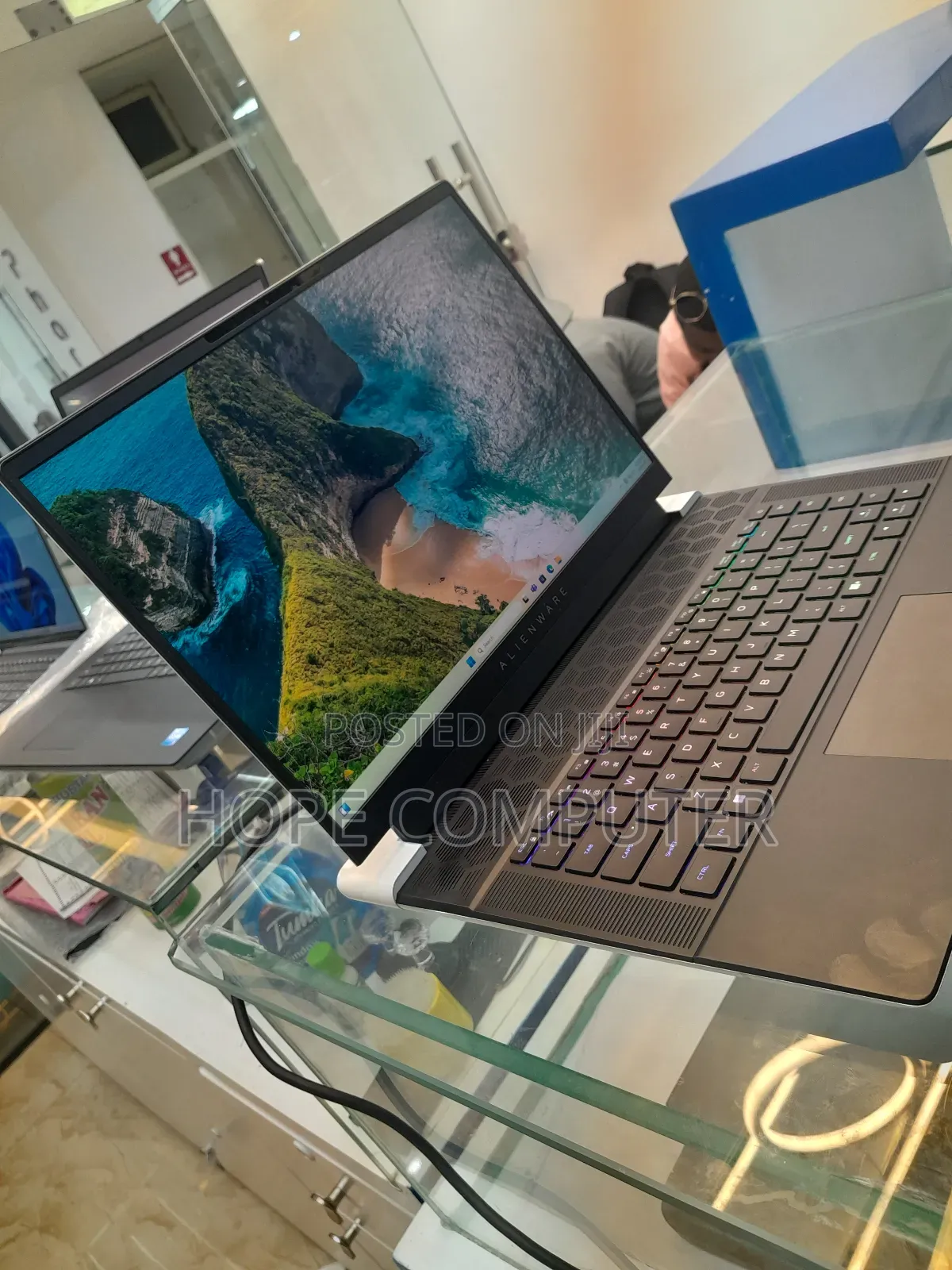 New Laptop Alienware M17x R2 32GB Intel Core Ultra 9 SSD 2T