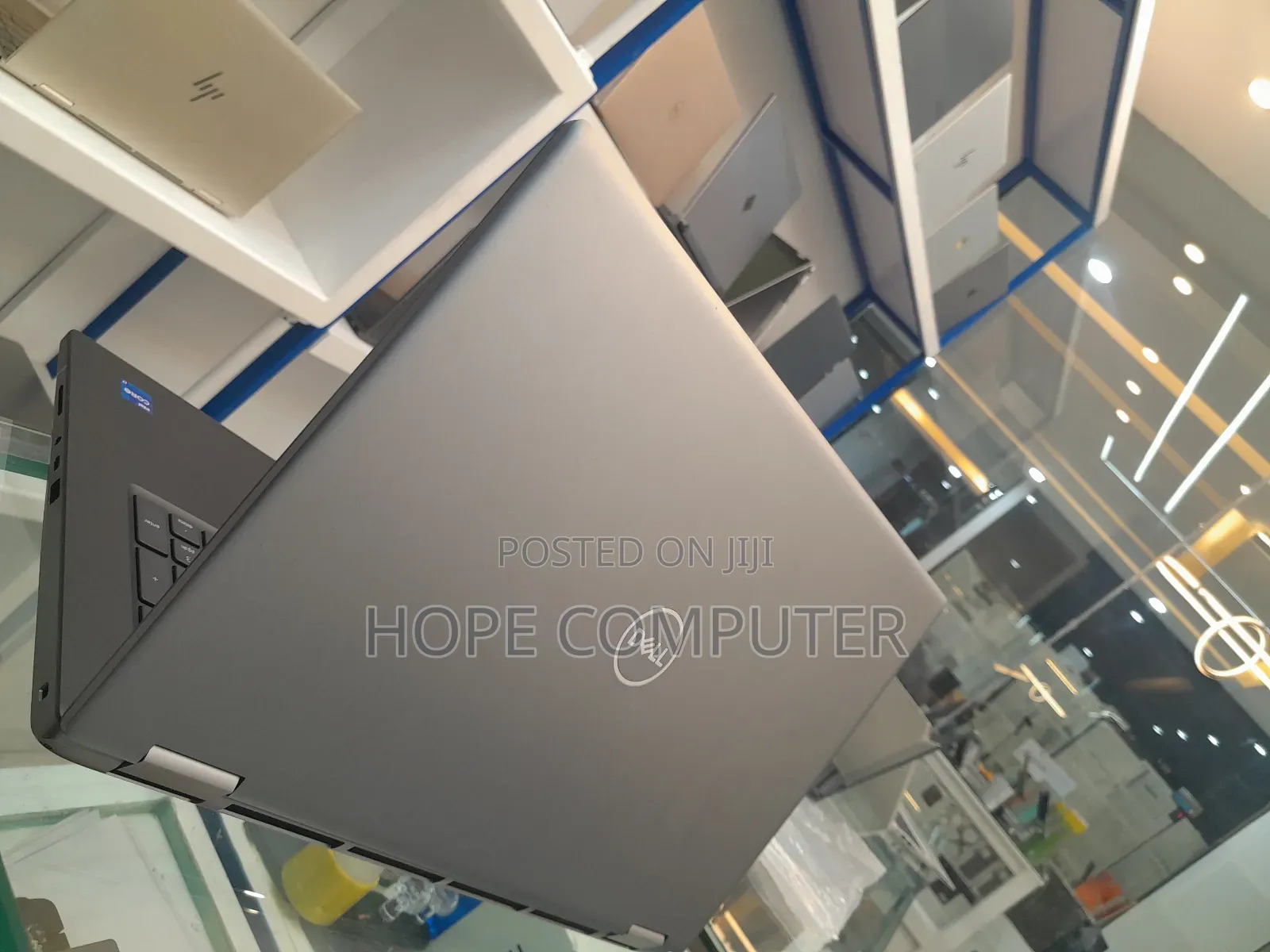 New Laptop Dell Precision 7780 32GB Intel Core I7 SSD 1T