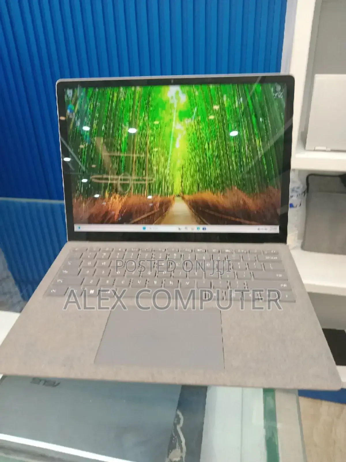 New Laptop Microsoft Surface Laptop 4 16GB Intel Core I7 SSD 512GB