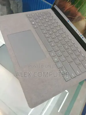 New Laptop Microsoft Surface Laptop 4 16GB Intel Core I7 SSD 512GB