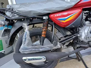 New Bajaj Boxer 150 UG 2024 Red