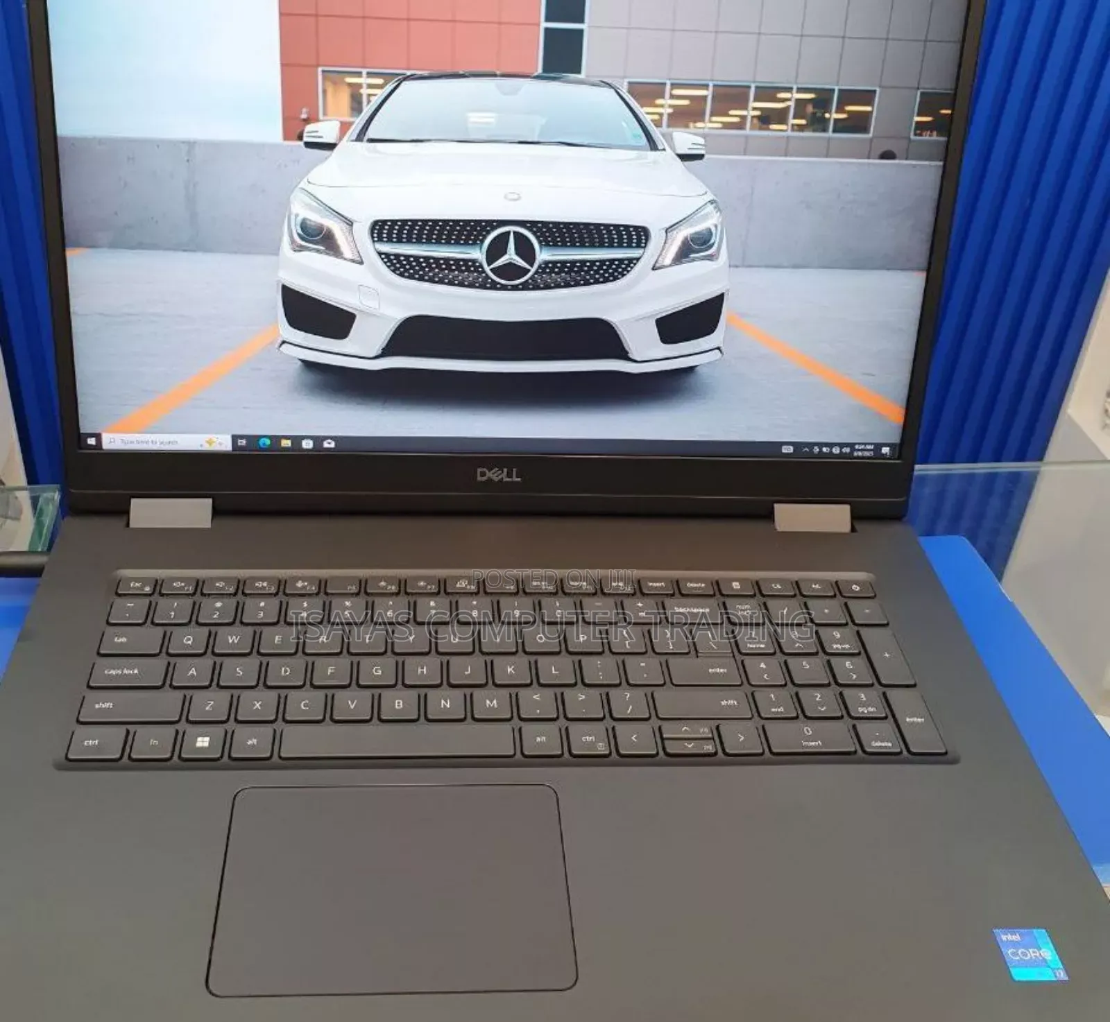 New Laptop Dell Precision 7780 32GB Intel Core I7 SSD 1T