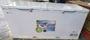 Everest Chest Freezer Model 780