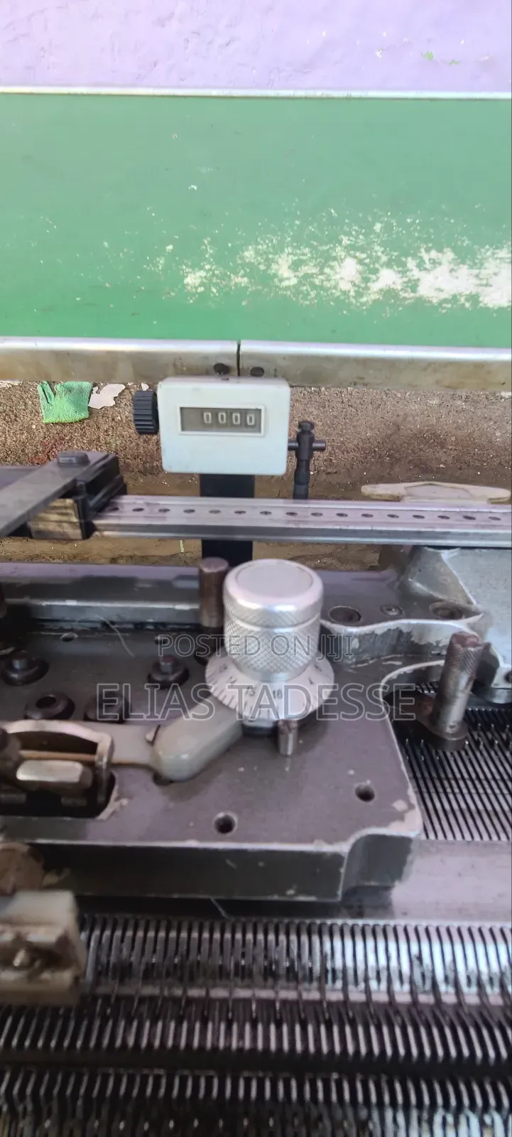 Santagostino Kintting Machine (የ ሹራብ ማሽን)