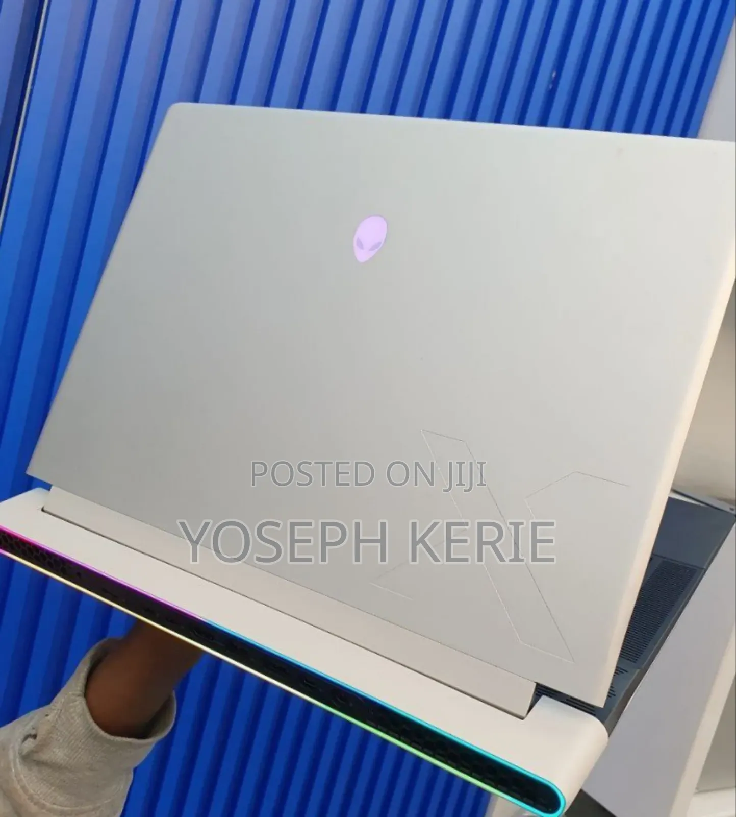 New Laptop Dell Alienware M16 32GB Intel Core Ultra 9 SSD 1T