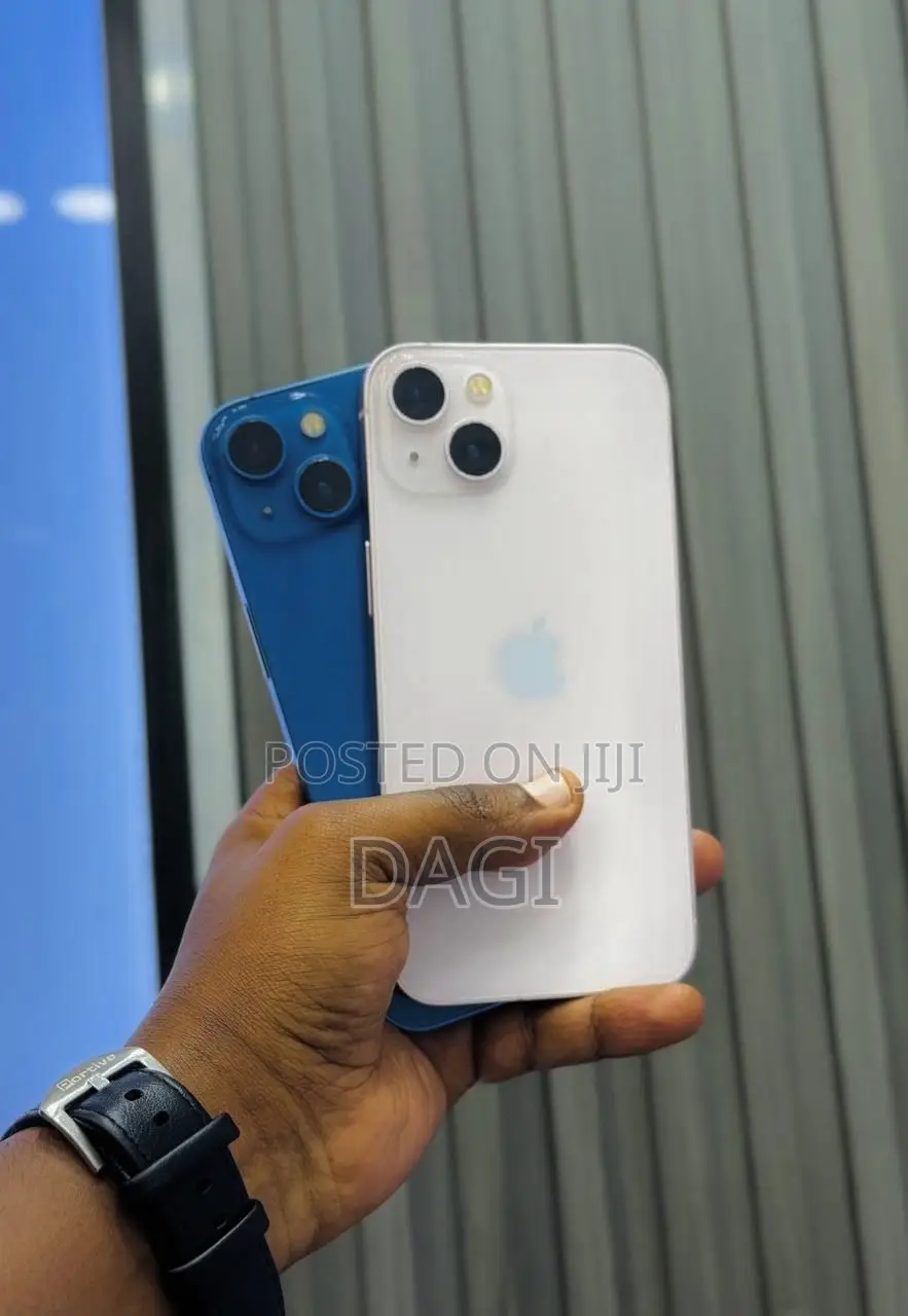 New Apple iPhone 13 128 GB Blue
