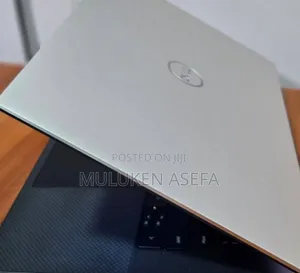 New Laptop Dell XPS 15 32GB Intel Core I7 SSD 512GB