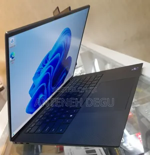 Photo - New Laptop Dell Precision 5570 32GB Intel Core I9 SSD 1T