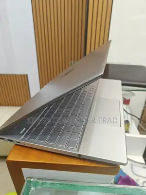 New Laptop HP Pavilion 14 16GB AMD Ryzen 5 SSD 256GB