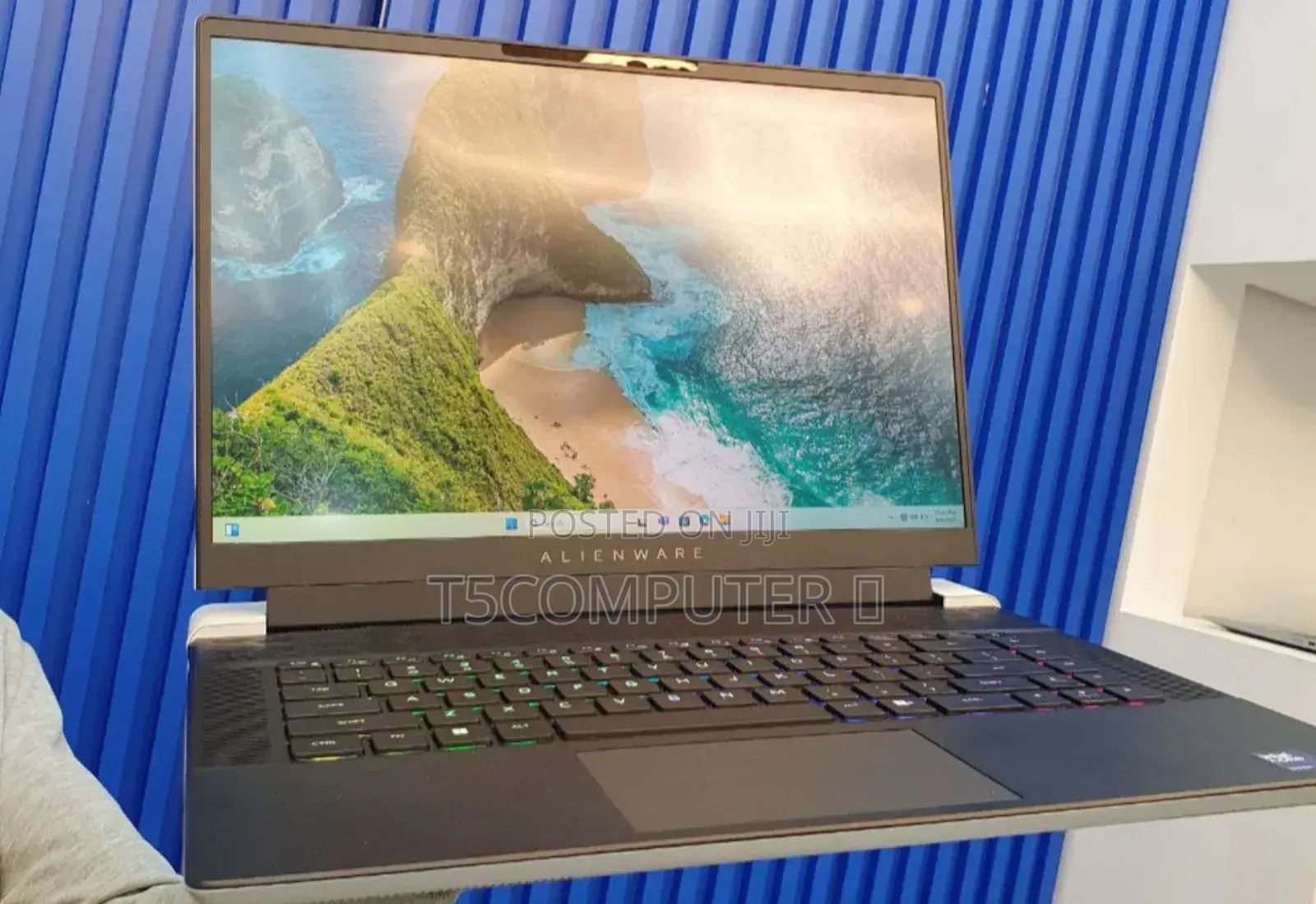 New Laptop Alienware M17x R2 32GB Intel Core Ultra 9 SSD 1T