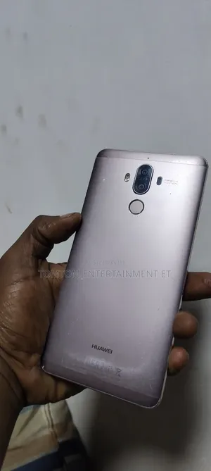 Huawei Mate 9 Dual SIM 64 GB Gold