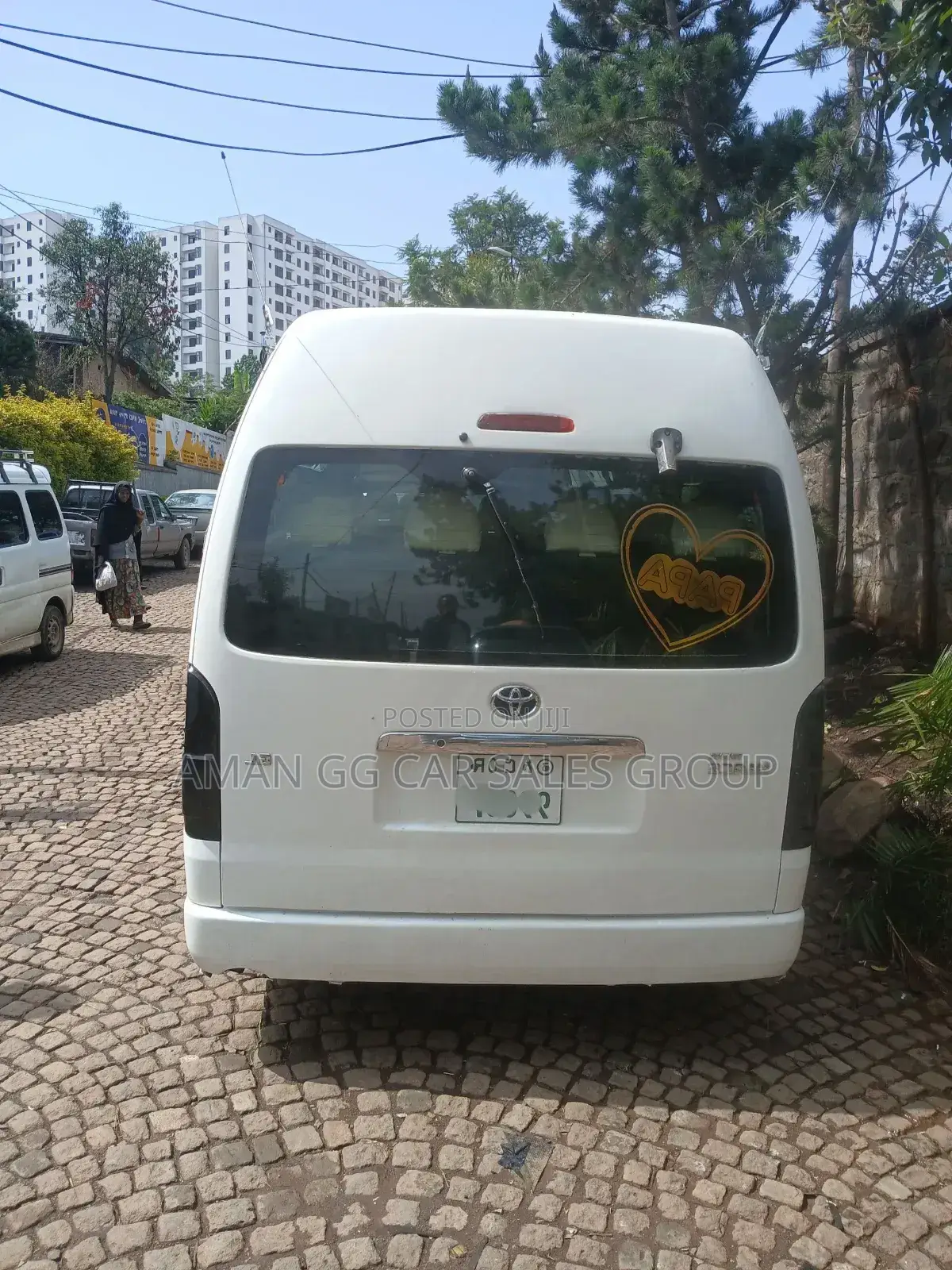 Toyota HiAce 2016 White