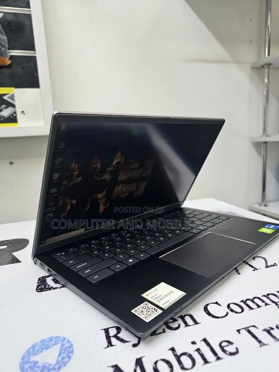 New Laptop Dell Vostro 14 5468 16GB Intel Core I5 SSD 512GB