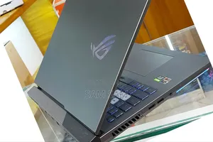 New Laptop Asus ROG Strix G17 16GB AMD Ryzen 7 SSD 1T