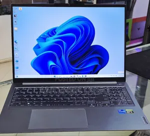 New Laptop Lenovo ThinkBook 15 32GB Intel Core I7 SSD 512GB