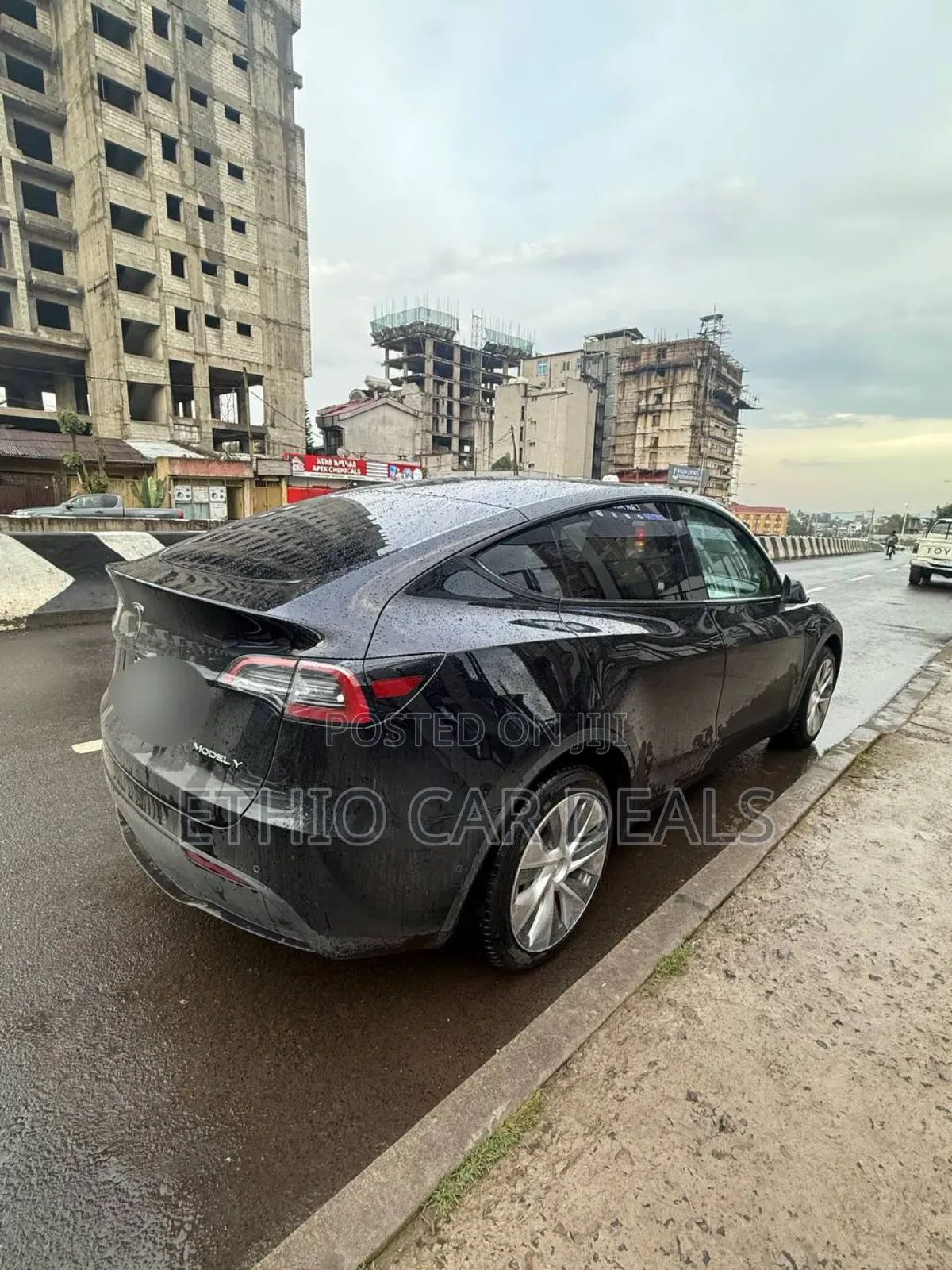 Tesla Model Y 2025 Black