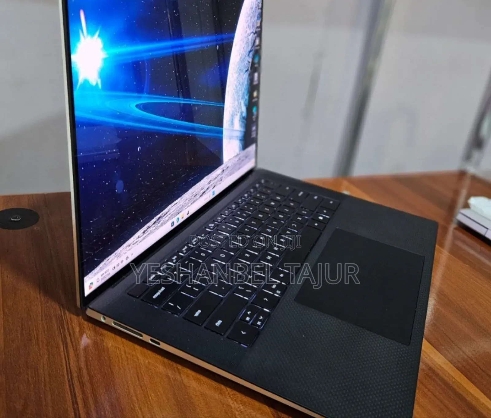 New Laptop Dell XPS 15 32GB Intel Core I7 SSD 512GB