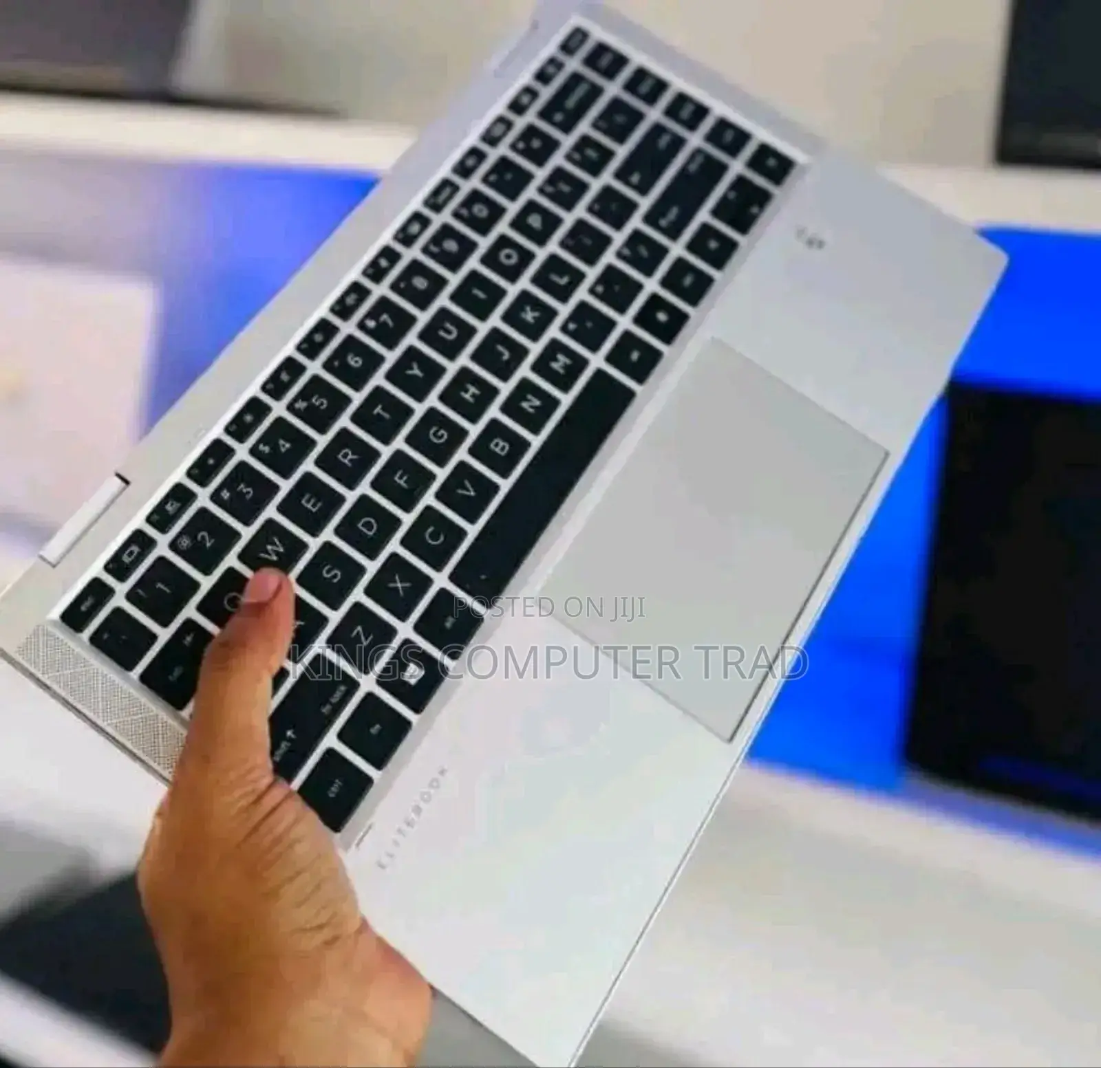 New Laptop HP EliteBook 1040 G8 16GB Intel Core I7 SSD 512GB