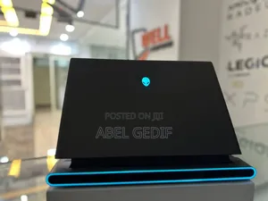 New Laptop Alienware M17x R2 16GB Intel Core I7 SSD 512GB