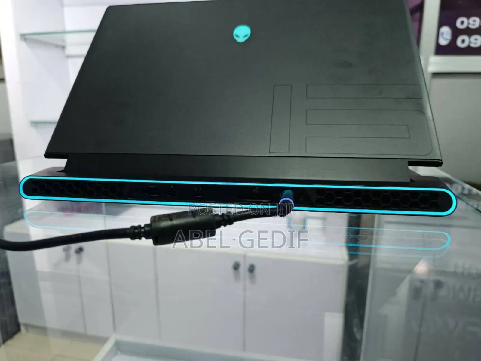 New Laptop Alienware M17x R2 16GB Intel Core I7 SSD 512GB