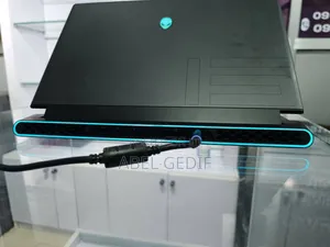 New Laptop Alienware M17x R2 16GB Intel Core I7 SSD 512GB