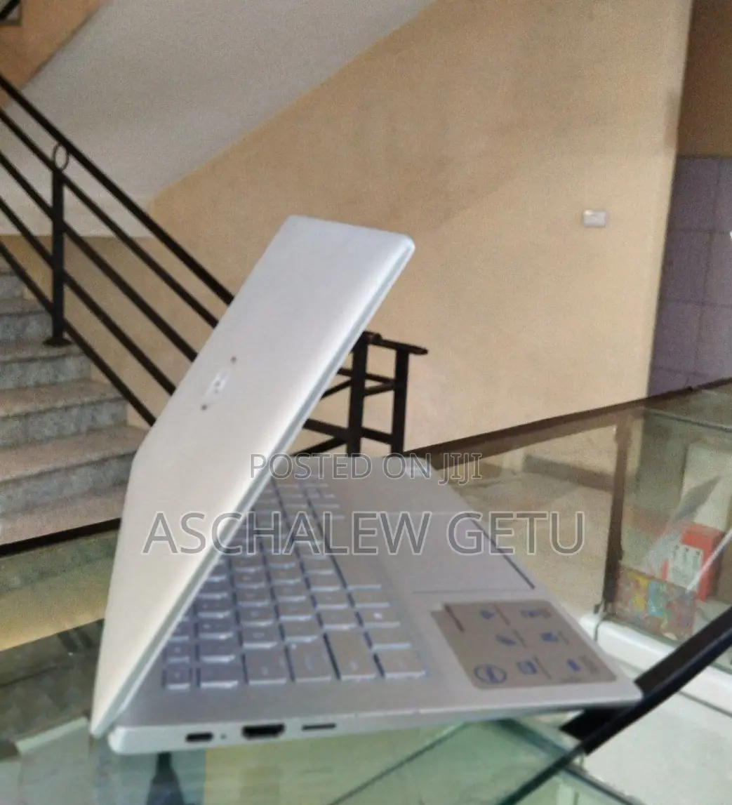 New Laptop Dell Inspiron 15 8GB Intel Core I7 SSD 512GB