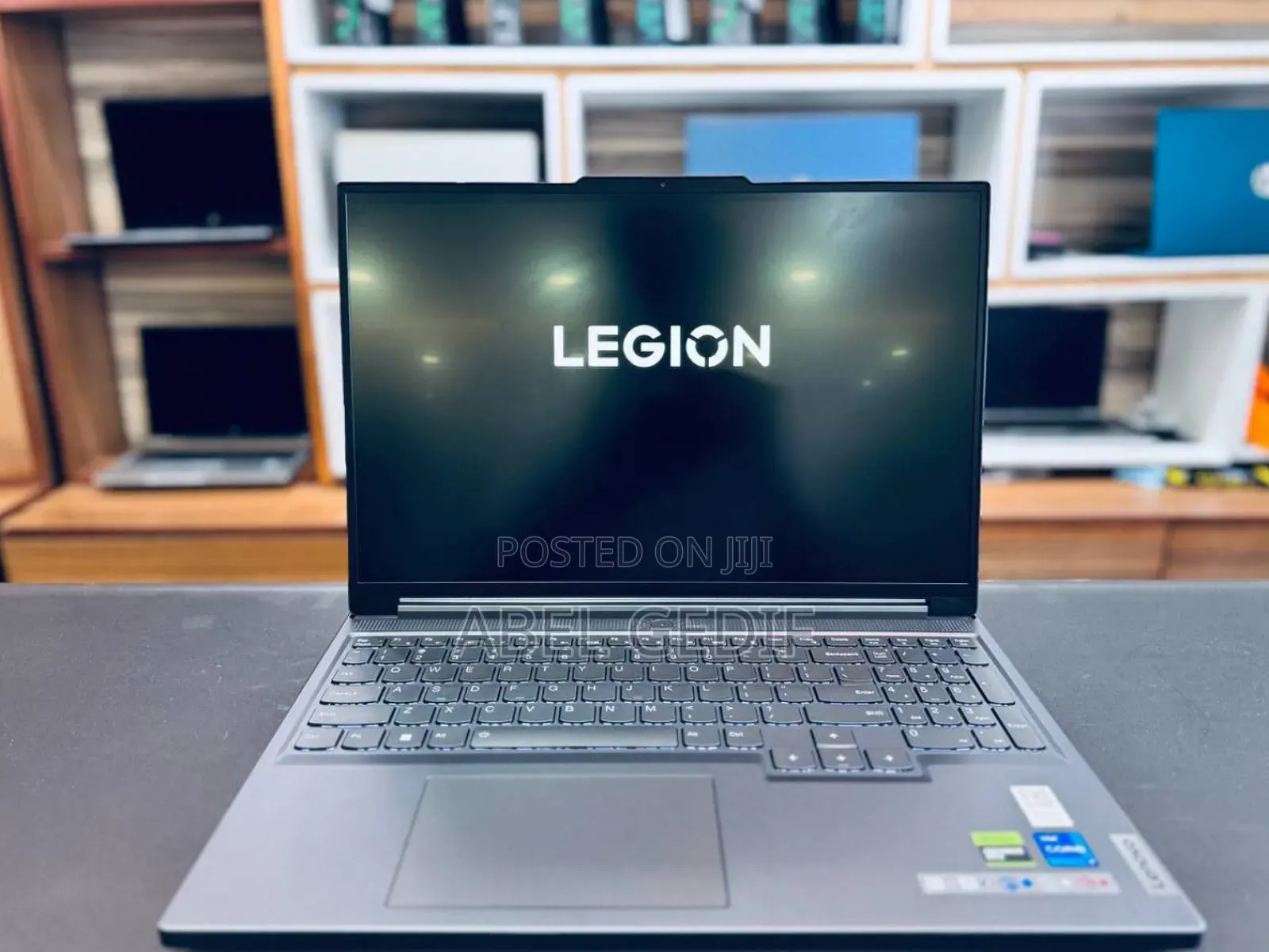 New Laptop Lenovo Legion 7 16GB Intel Core I7 SSD 1T