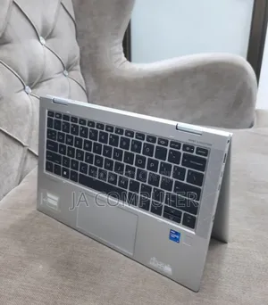 New Laptop HP EliteBook 830 G8 16GB Intel Core I7 SSD 512GB