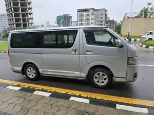 Toyota HiAce 2007 Silver