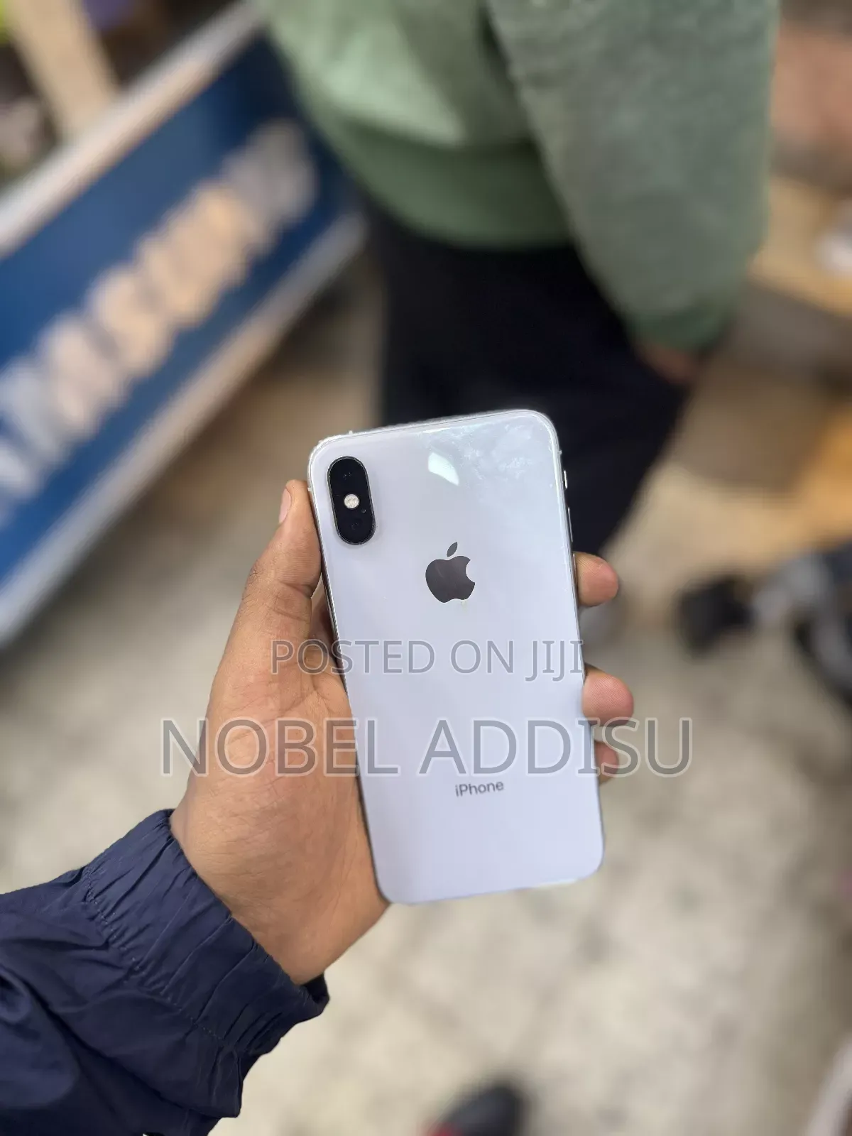 New Apple iPhone XS 64 GB White
