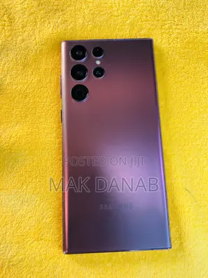 Photo - New Samsung Galaxy S22 Ultra 256 GB Black