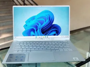 New Laptop Dell Inspiron 15 8GB Intel Core I7 SSD 512GB