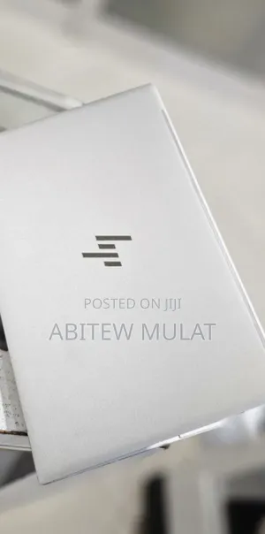 New Laptop HP Envy 13 16GB Intel Core I5 SSD 512GB