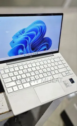 New Laptop HP Envy 13 16GB Intel Core I5 SSD 512GB