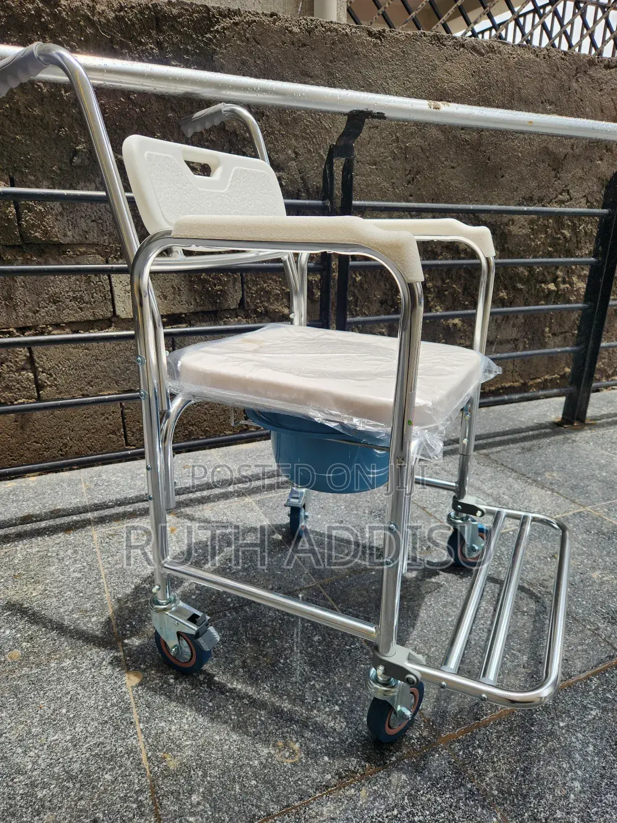 Wheelchair Commode作為commode Wheelchair䐭我commode Wheelchair