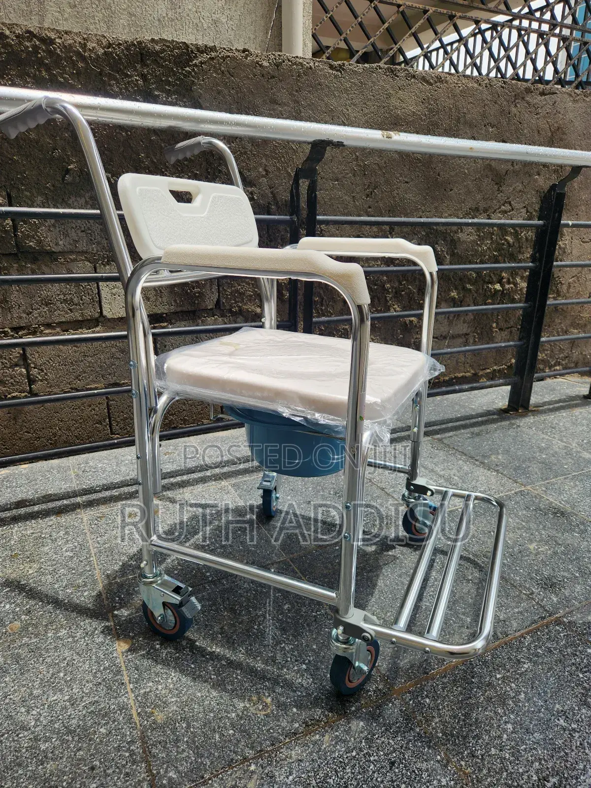 Commode Wheelchair腔裏wheelchair Commode朱雀commode Wheelchair