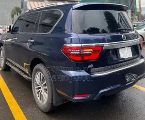 Nissan Patrol 2021 Blue