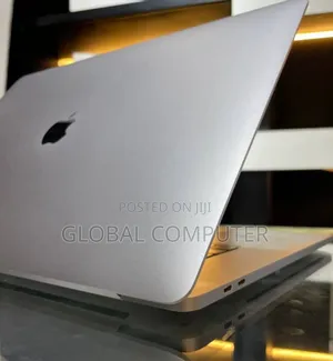 New Laptop Apple MacBook Pro 2019 16GB Intel Core I9 SSD 512GB