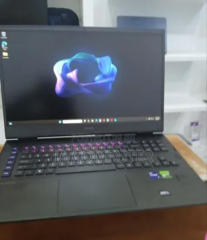 Photo - New Laptop HP Omen 17 32GB Intel Core I9 SSD 2T