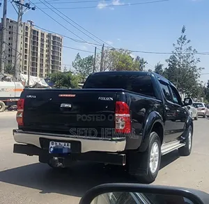 Toyota Hilux 2015 Matt Black