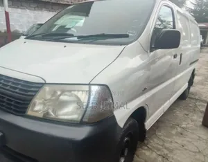 Photo - Toyota HiAce 2010 White