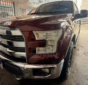 Photo - Ford F-150 2016 Burgundy