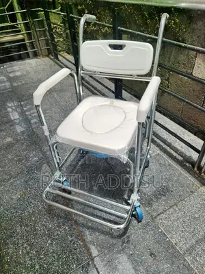 Commode Wheelchair朱門wheelchair Commode雞腿commode Wheelchair