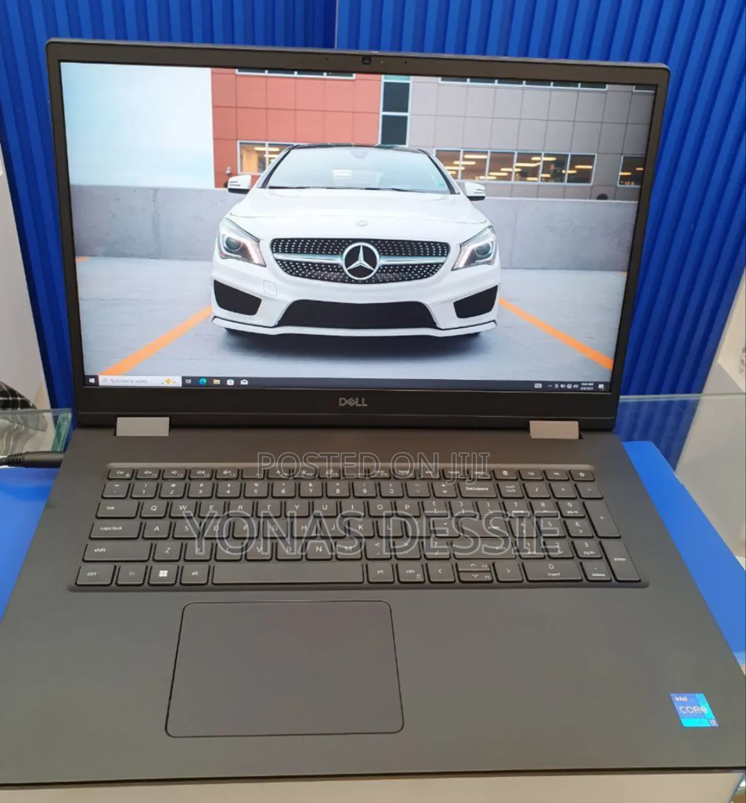 New Laptop Dell Precision 7780 32GB Intel Core I7 SSD 1T