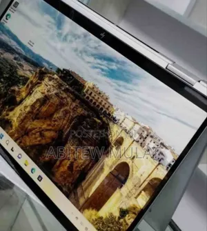 New Laptop HP Envy X360 8GB Intel Core I5 SSD 512GB