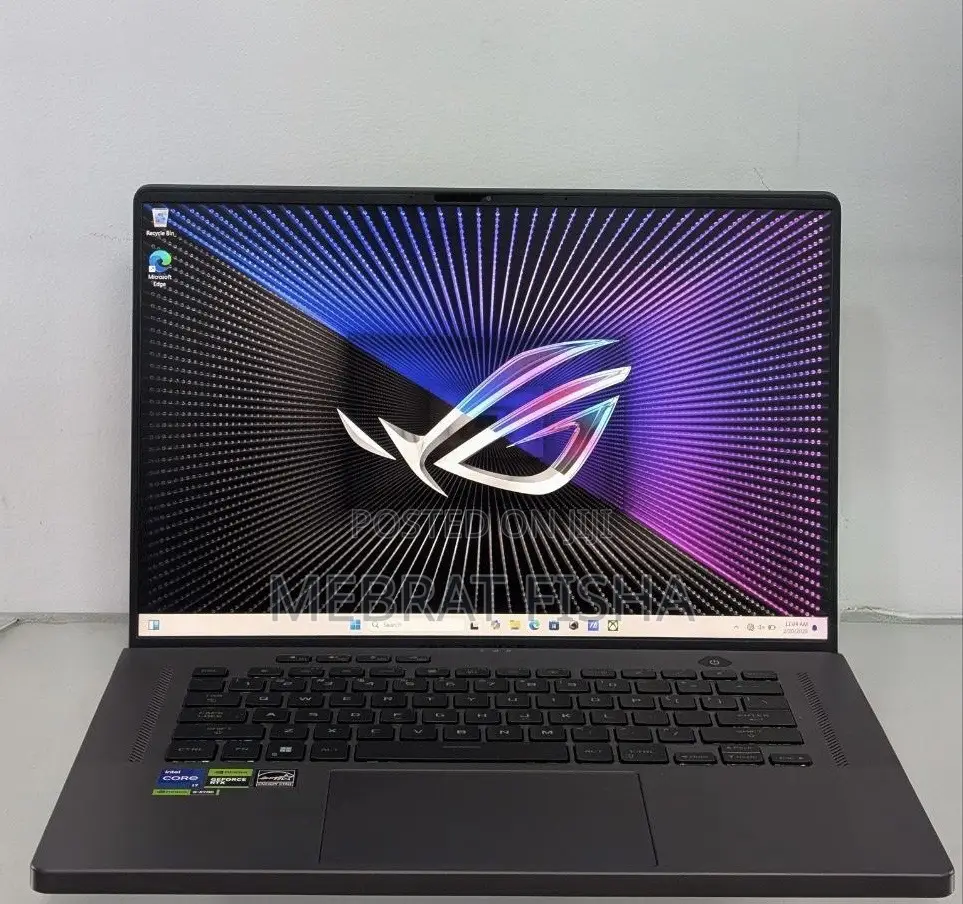 New Laptop Asus ROG Zephyrus G16 16GB Intel Core I7 SSD 512GB